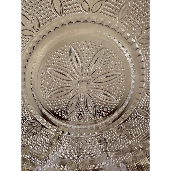 Vintage Federal Glass Clear Pressed Glass Platter With Floral Design Round 11 In - Picture 5 of 6